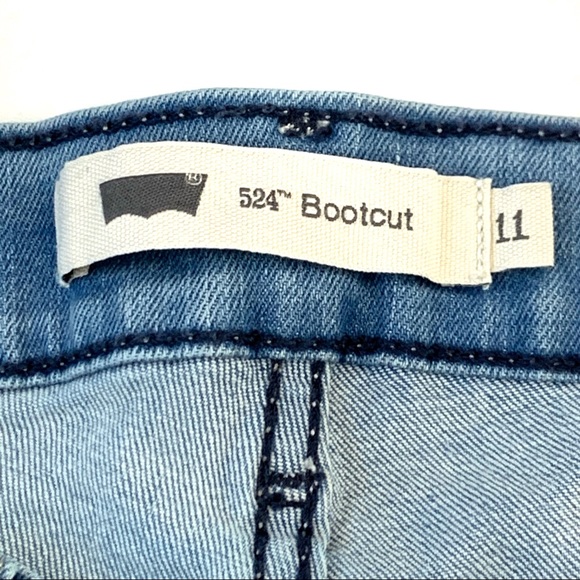 LEVI STRAUSS Womans 524 Bootcut Jeans Size 30x32 - Picture 3 of 8